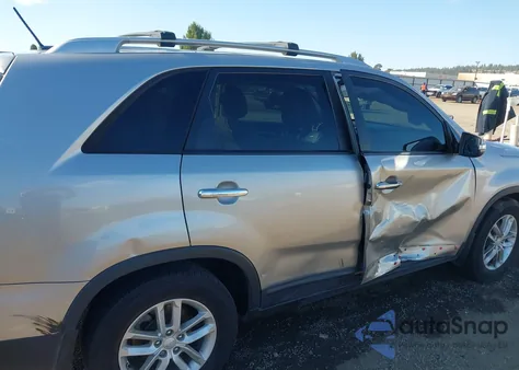 2015 Kia Sorento Lx from USA, damaged, VIN 5XYKT3A65FG559020